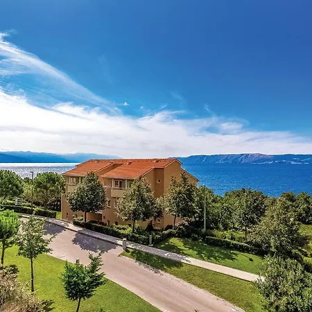 Апартаменты Awesome In With Outdoor Swimming Pool, Wifi And Swimming Pool *
